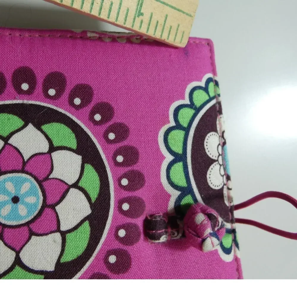 Vera Bradley Little Notebook Wallet Cupcake Pink 6" ID Pen Holder - Picture 6 of 6